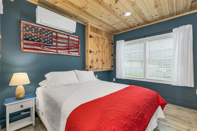 9 Warbonnet Lane, Gilmanton, NH 03237