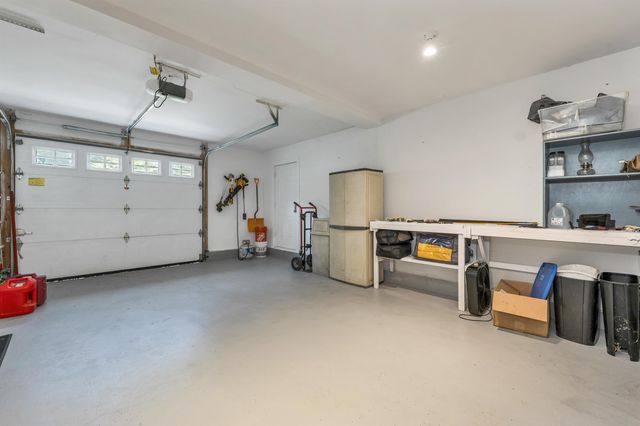 9 Warbonnet Lane, Gilmanton, NH 03237