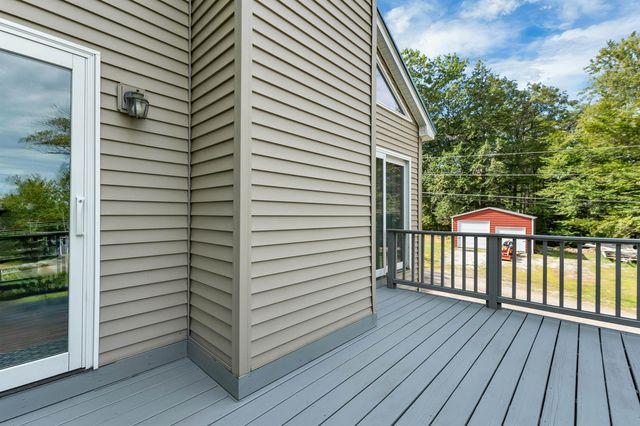 9 Warbonnet Lane, Gilmanton, NH 03237