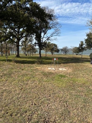 9 captains court, Streetman, TX 75859