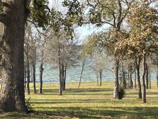 9 captains court, Streetman, TX 75859