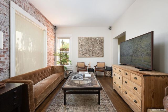 2235 N Emerson Street, Denver, CO 80205