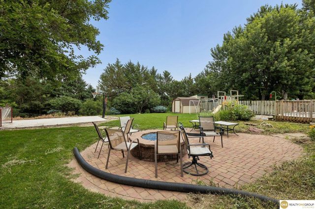 11715 S 25th Avenue Circle, Bellevue, NE 68123