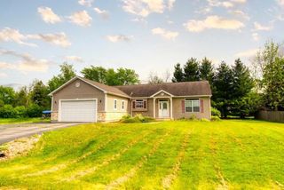 N1525 Overlook CIRCLE, Genoa City, WI 53128
