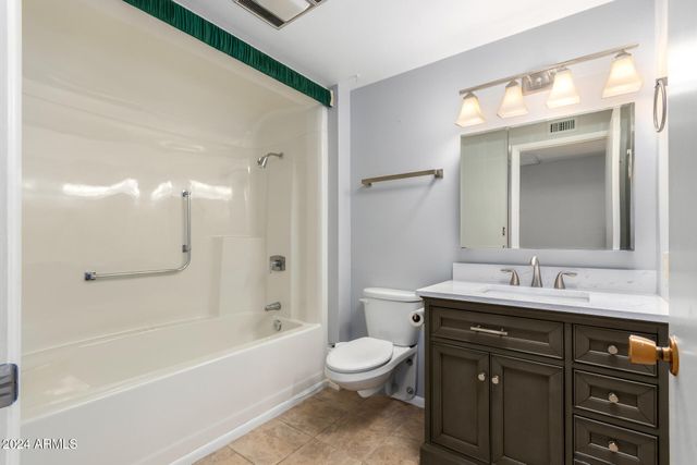 13318 W STONEBROOK Drive, Sun City West, AZ 85375