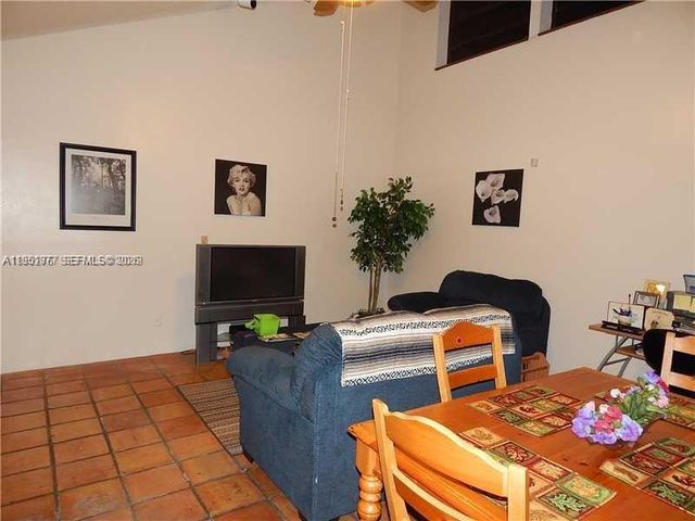 1761 NW 73rd Ave 47, Plantation, FL 33313