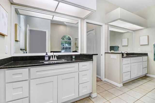 2203 VALRICO FOREST DRIVE, Valrico, FL 33594