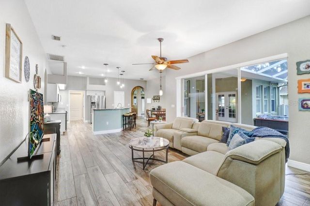 2203 VALRICO FOREST DRIVE, Valrico, FL 33594