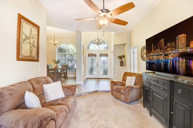 2203 VALRICO FOREST DRIVE, Valrico, FL 33594