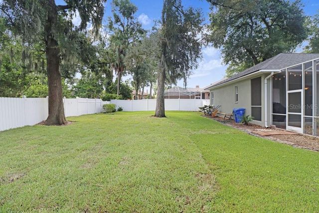 2203 VALRICO FOREST DRIVE, Valrico, FL 33594
