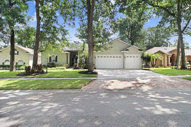 2203 VALRICO FOREST DRIVE, Valrico, FL 33594
