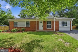 706 S DOGWOOD CT, Sterling, VA 20164