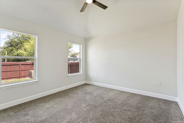 8819 MISSION BRK, San Antonio, TX 78223