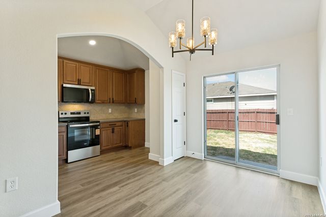 8819 MISSION BRK, San Antonio, TX 78223
