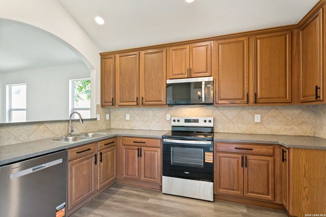 8819 MISSION BRK, San Antonio, TX 78223