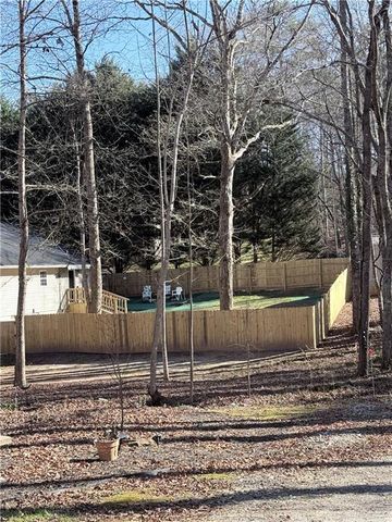 218 Eden Woods, Clarkesville, GA 30523