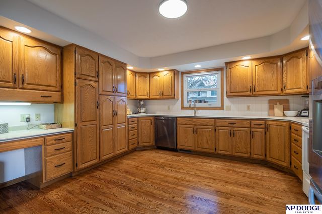 8141 Bancroft Avenue, Lincoln, NE 68506