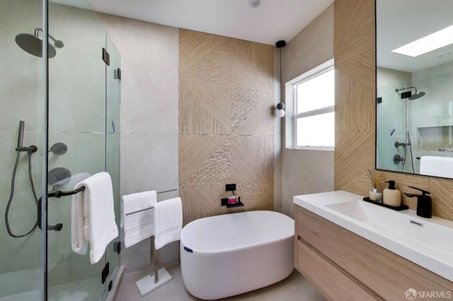 975 Darien Way, San Francisco, CA 94127