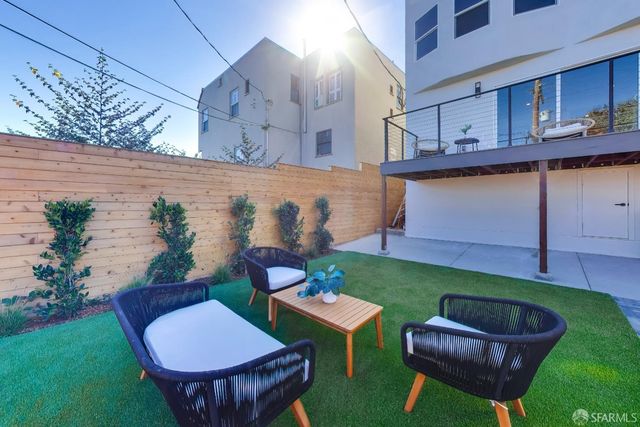 975 Darien Way, San Francisco, CA 94127