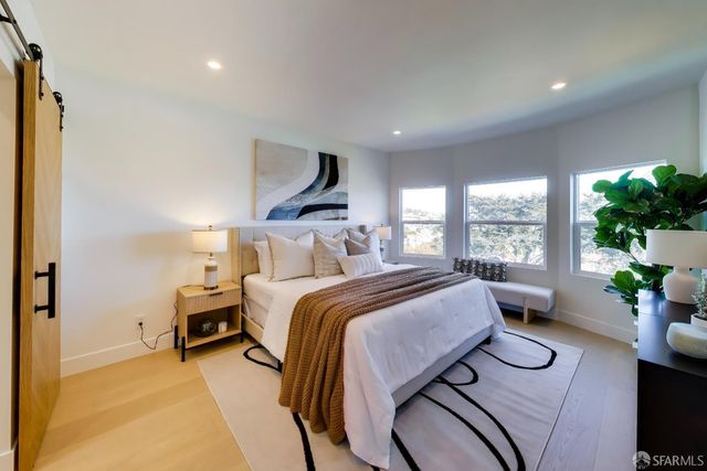 975 Darien Way, San Francisco, CA 94127