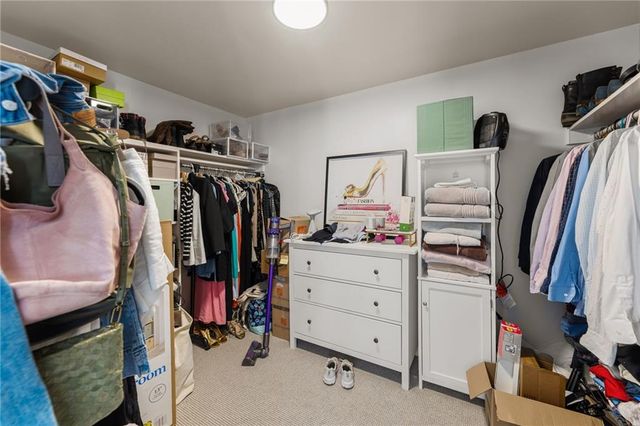 3231 Somerset Drive, Prairie Village, KS 66206
