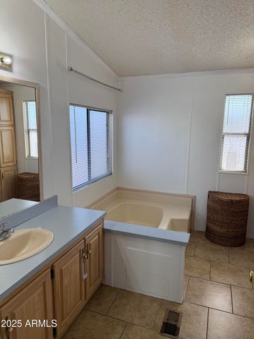 10951 N 91st Avenue 263, Peoria, AZ 85345