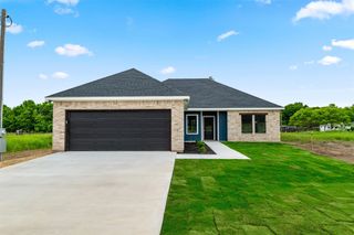 5808 W Virginia Trail, Granbury, TX 76048