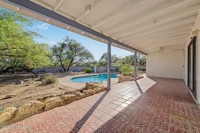 11150 E Sundance Drive, Tucson, AZ 85749