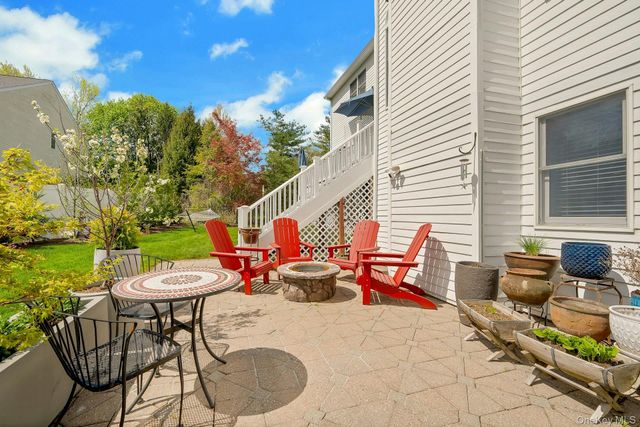 34 Eagle Court, White Plains, NY 10605