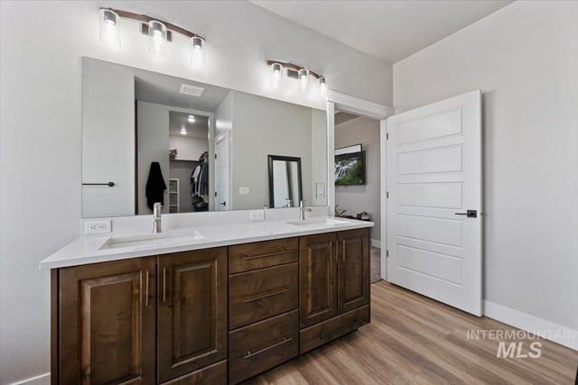 57 Victoria St, Jerome, ID 83338