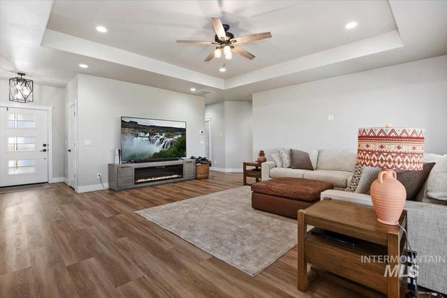 57 Victoria St, Jerome, ID 83338