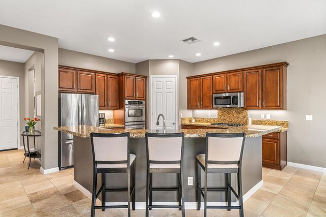 40155 Calle Loma Entrada, Indio, CA 92203