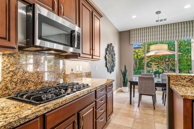 40155 Calle Loma Entrada, Indio, CA 92203