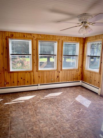 8 Southgate Drive, Bedford, NH 03110