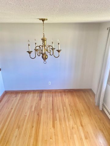 8 Southgate Drive, Bedford, NH 03110