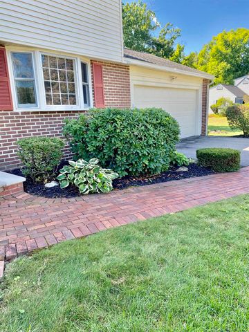 8 Southgate Drive, Bedford, NH 03110