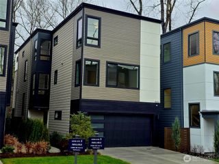 14856 Site 3 NE 2nd Court, Bellevue, WA 98007