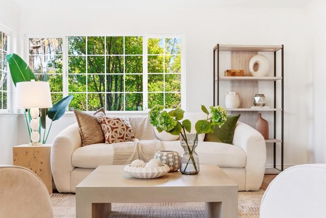 225 W Meadow Drive, Palo Alto, CA 94306