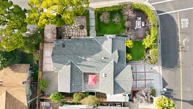 225 W Meadow Drive, Palo Alto, CA 94306