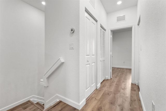 340 NE 208th Terrace 340, Miami, FL 33179