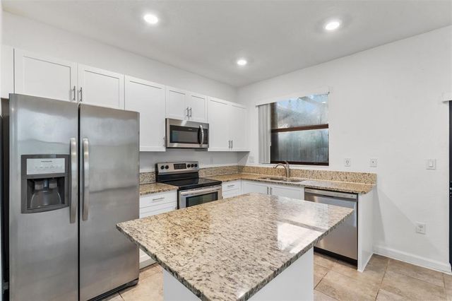 340 NE 208th Terrace 340, Miami, FL 33179