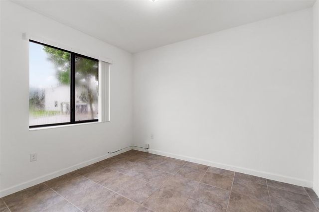 340 NE 208th Terrace 340, Miami, FL 33179