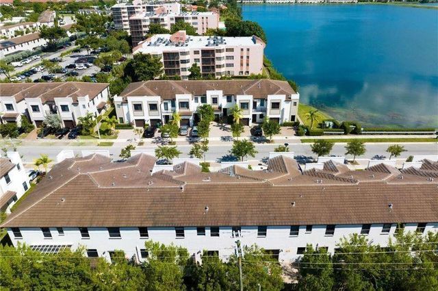 340 NE 208th Terrace 340, Miami, FL 33179