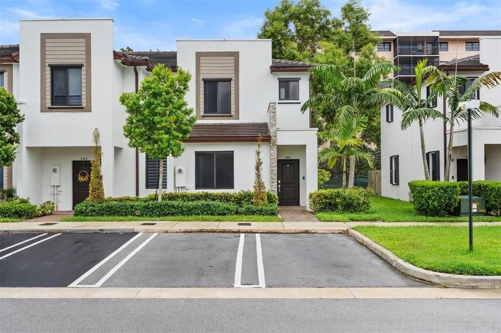 340 NE 208th Terrace 340, Miami, FL 33179