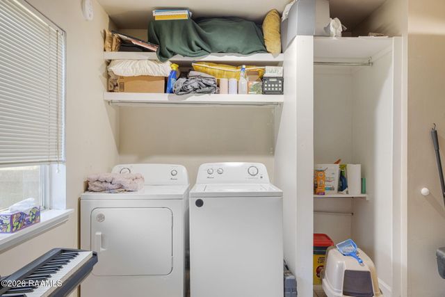 220 Doucet Road 153g, Lafayette, LA 70503