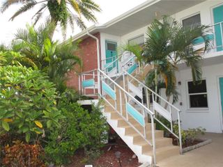 6055 21ST STREET N 10, St Petersburg, FL 33714