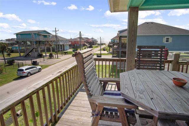 861 Wommack, Crystal Beach, TX 77650