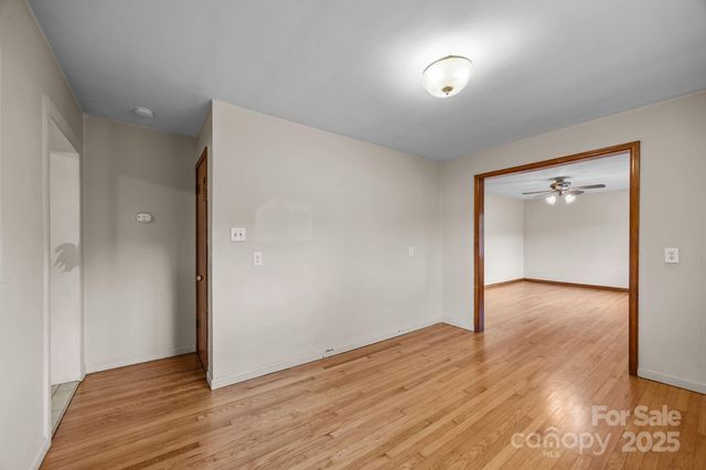 82 Greasy Cove Road, Leicester, NC 28748