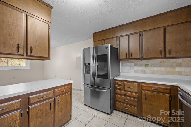 82 Greasy Cove Road, Leicester, NC 28748