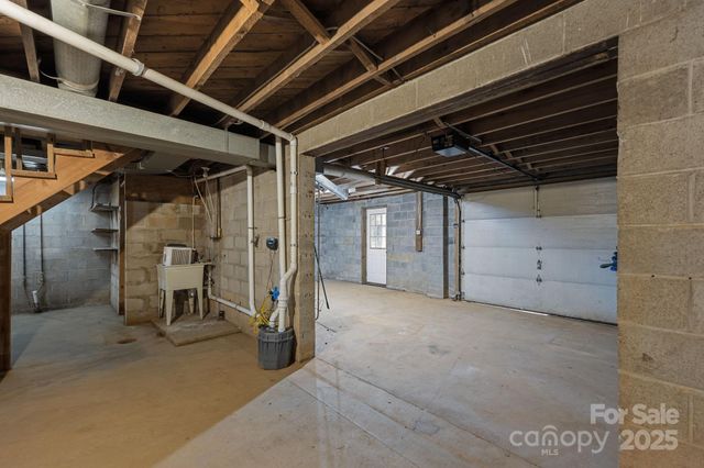 82 Greasy Cove Road, Leicester, NC 28748